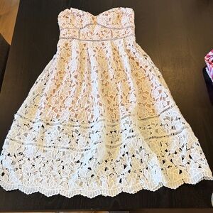 Lulu’s White Strapless Lace Midi Dress